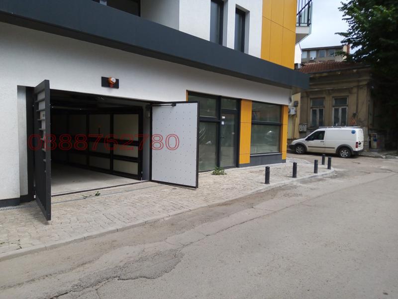 Продава ГАРАЖ, ПАРКОМЯСТО, гр. Русе, Център, снимка 3 - Гаражи и паркоместа - 52779212