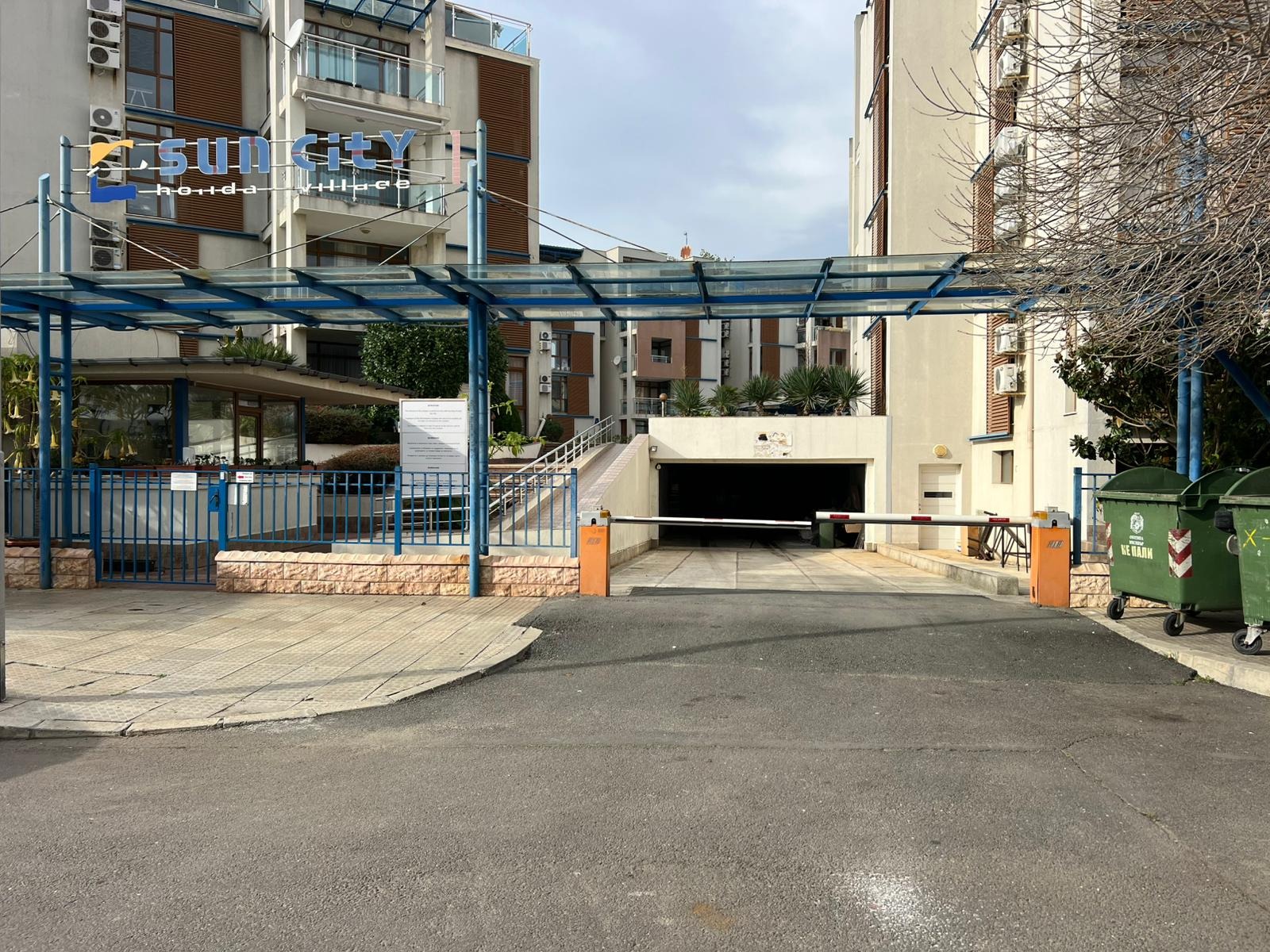 Продава ГАРАЖ, ПАРКОМЯСТО, к.к. Слънчев бряг, област Бургас