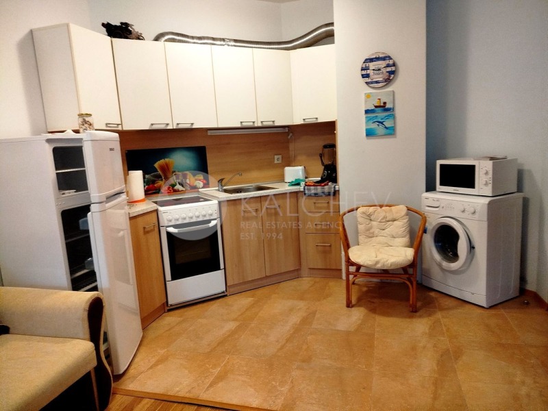 Продава 3-СТАЕН, гр. Варна, м-т Ален мак, снимка 2 - Апартаменти - 53410881