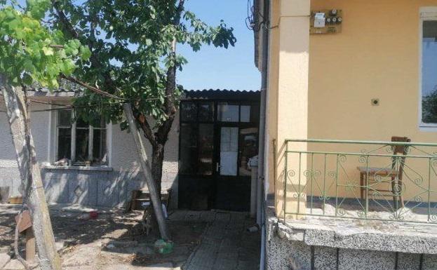 Продава  Къща, област Пловдив, с. Беловица • 35 900 EUR • ID 32879733 — holmes.bg - [1] 