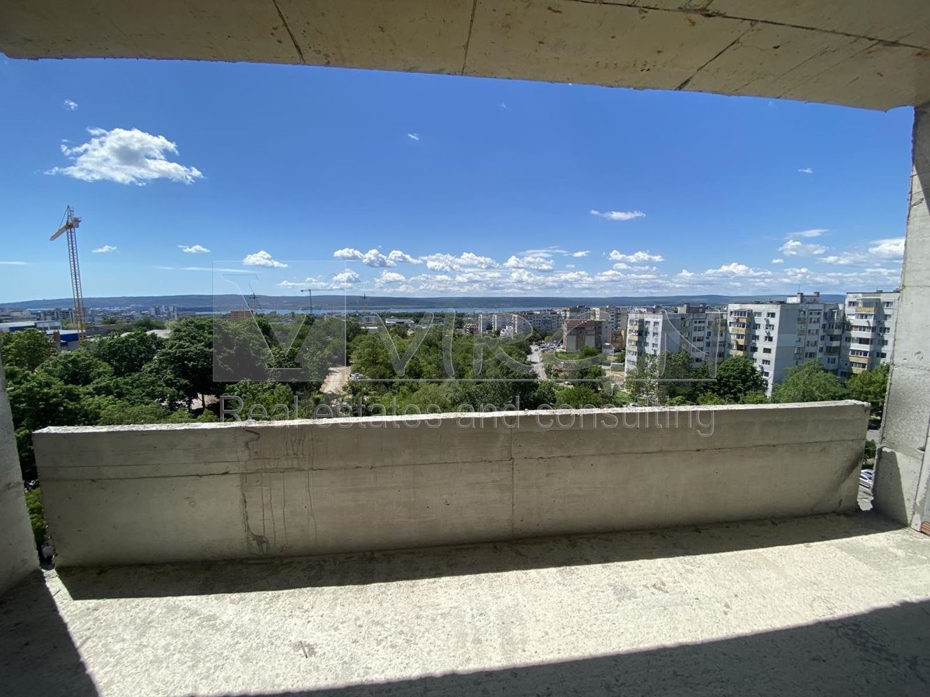 Продава 3-СТАЕН, гр. Варна, Кайсиева градина