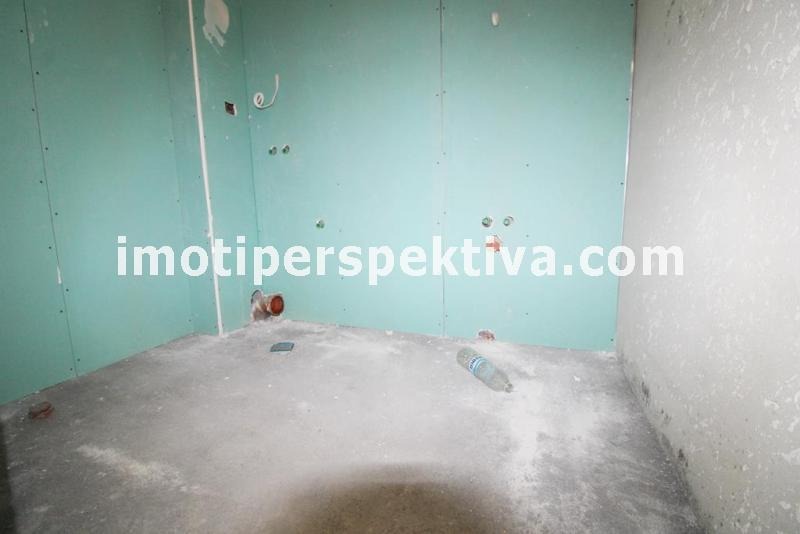 Продава 2-СТАЕН, гр. Пловдив, Кючук Париж, снимка 5 - Апартаменти - 55737641