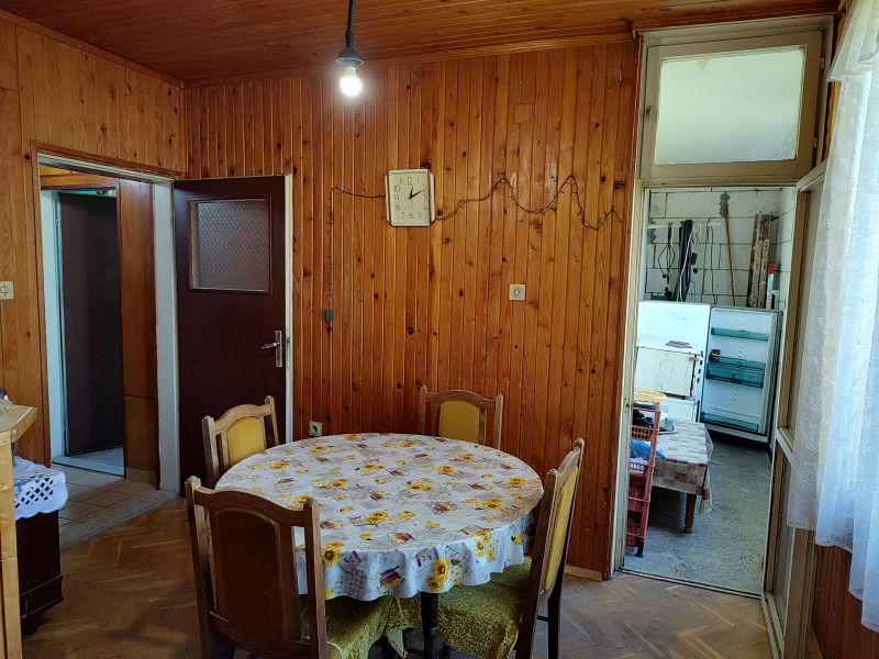 Продава  3-стаен град Видин , Петко Каравелов , 100 кв.м | 33641815 - изображение [11]