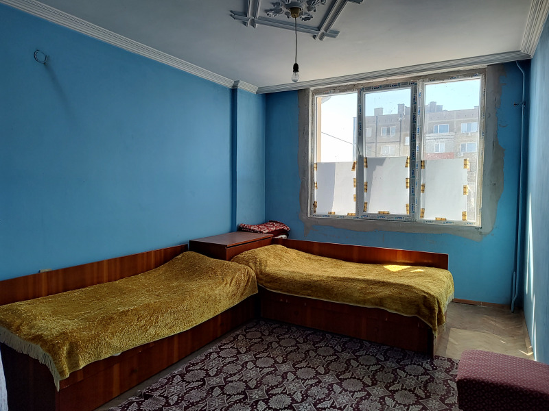 Продава  3-стаен град Видин , Петко Каравелов , 100 кв.м | 33641815 - изображение [3]