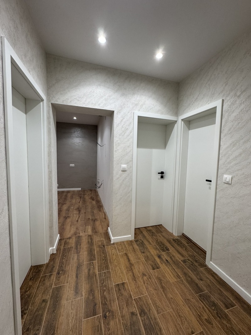 Продава 3-СТАЕН, гр. София, Хиподрума, снимка 3 - Апартаменти - 52562894