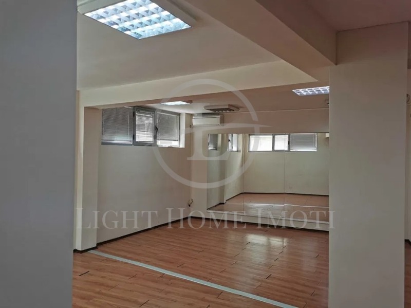 For Sale  Office Plovdiv , Kamenitsa 2 , 90 sq.m | 58604213