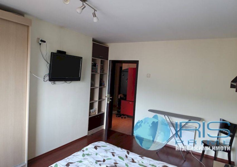 Продава ЕТАЖ ОТ КЪЩА, гр. Шумен, Математическа гимназия, снимка 8 - Етаж от къща - 52402647