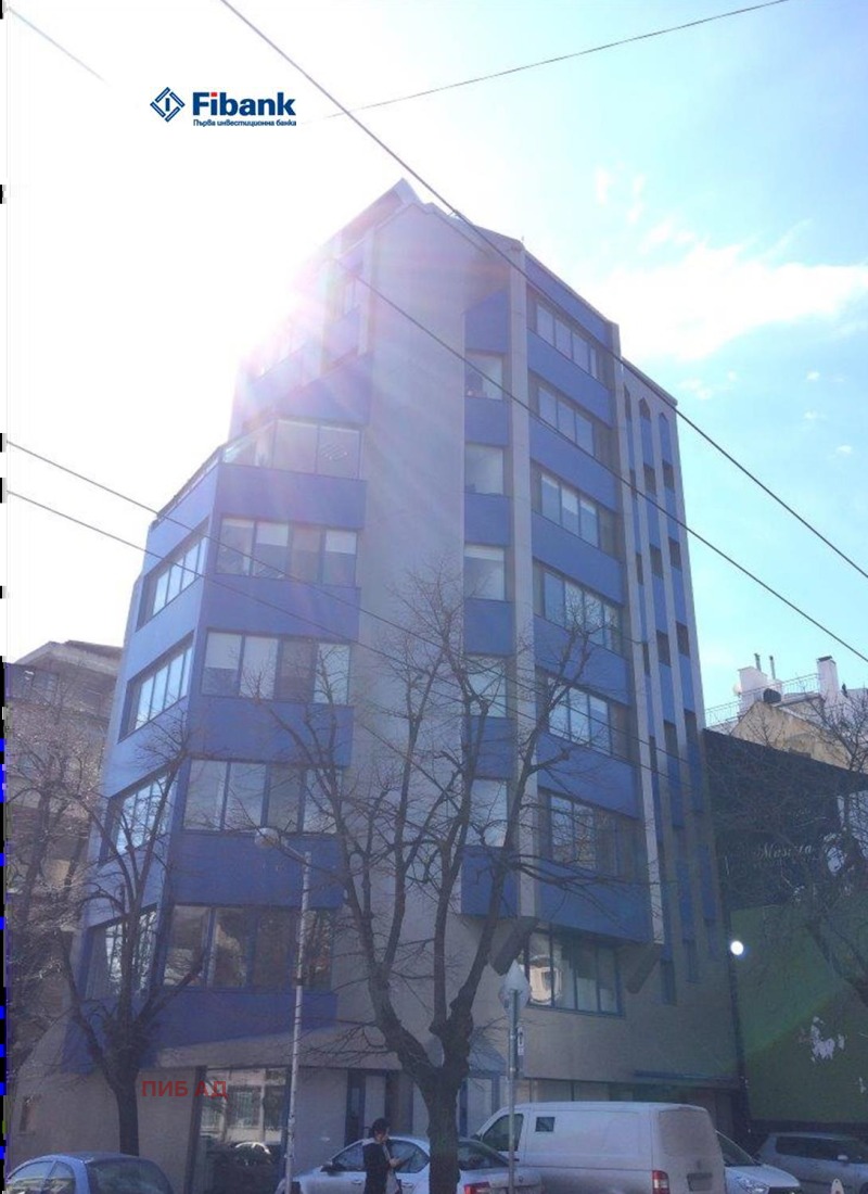 Продава ОФИС в град Варна, Център - 305 кв.м / 972 000 € » 1 901 066.76 лв., ПИБ АД
