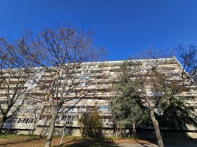 3-стаен град Стара Загора, Три чучура - център 2