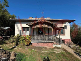 House Kalishte, region Pernik 1