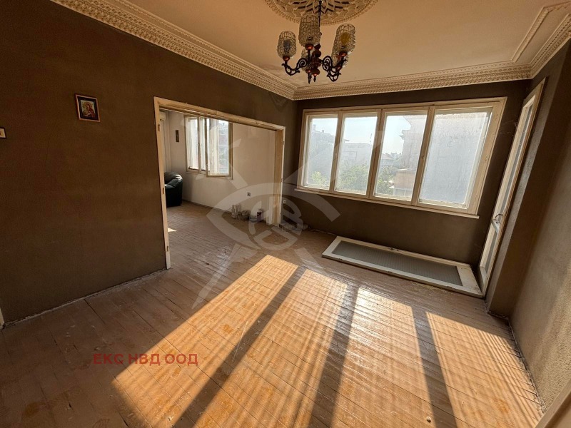 Продава  Етаж от къща област Пловдив , гр. Асеновград , 120 кв.м | 17899965 - изображение [2]