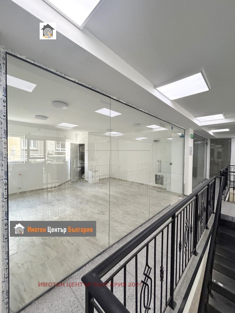En venta  Comercio Sofia , Tsentar , 35 metros cuadrados | 54945621 - imagen [3]