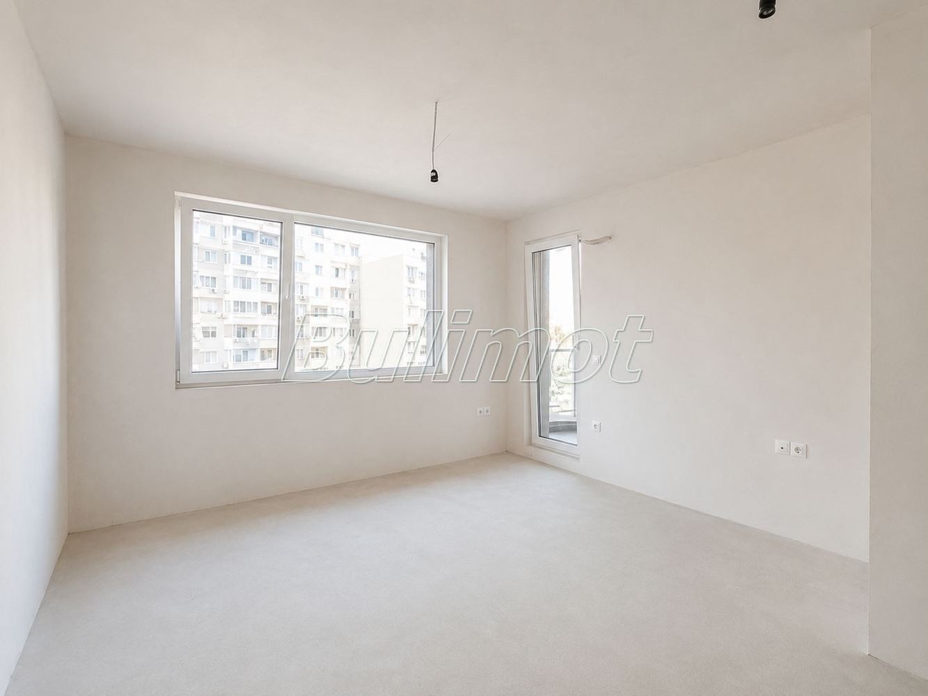Продава 2-СТАЕН, гр. Варна, Лятно кино Тракия, снимка 2 - Апартаменти - 55299658