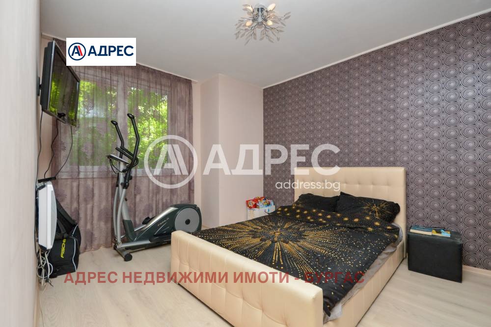 Продава 3-СТАЕН, гр. Бургас, Възраждане, снимка 2 - Апартаменти - 54841665