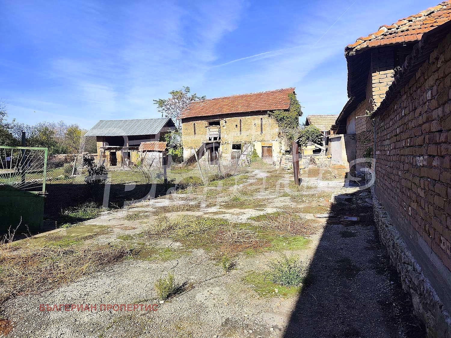 Продава КЪЩА, с. Градина, област Плевен, снимка 2 - Къщи - 52326702