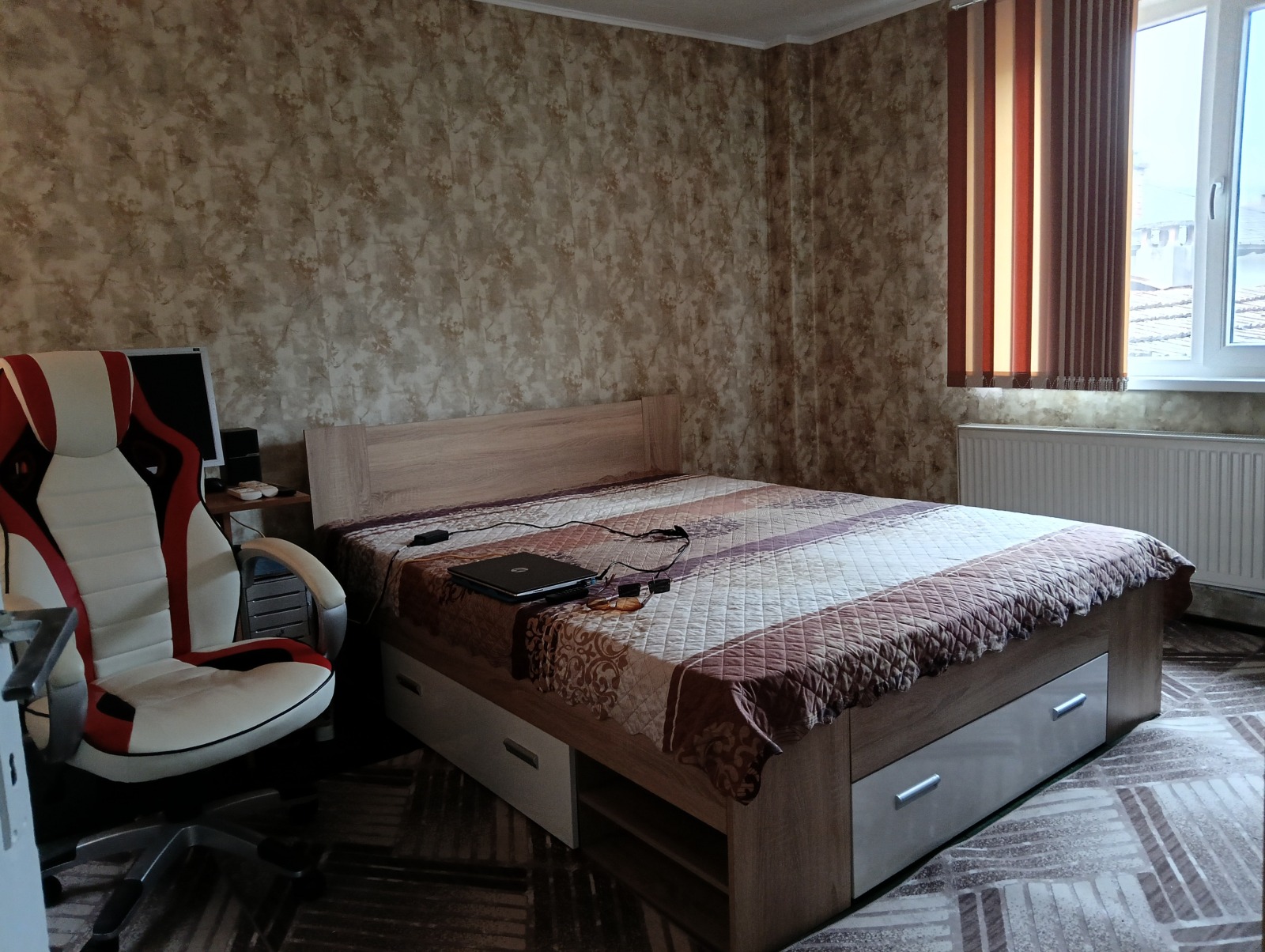 Продава КЪЩА, гр. Дряново, област Габрово, снимка 2 - Къщи - 54679364
