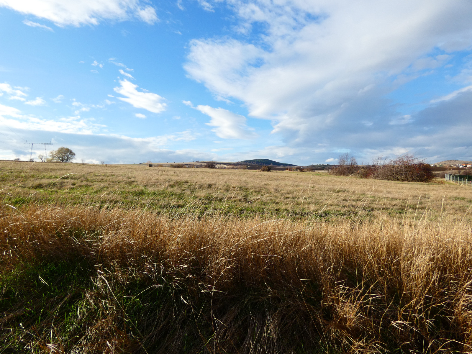 Продава ПАРЦЕЛ, с. Пожарево, област София област, снимка 2 - Парцели - 53606642