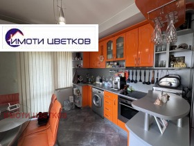 3-стаен град Враца, Център