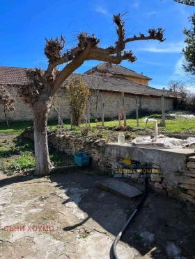 Casa Varbovka, región Veliko Tarnovo 1