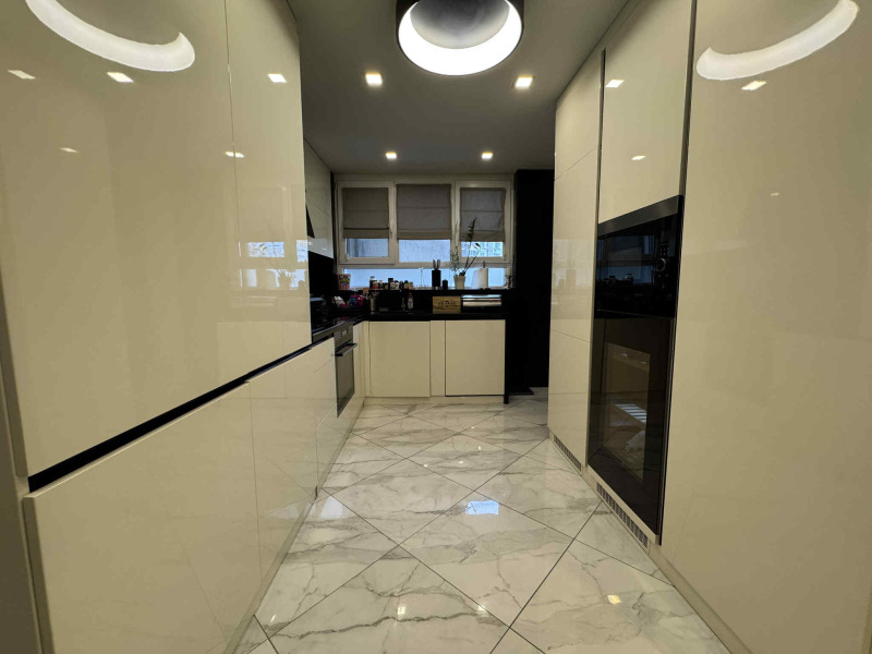 Продава 3-СТАЕН, гр. София, Света Троица, снимка 5 - Апартаменти - 52637242