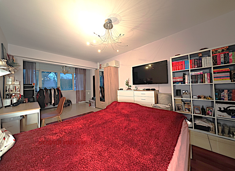 Продава 3-СТАЕН, гр. София, Илинден, снимка 4 - Апартаменти - 52631797