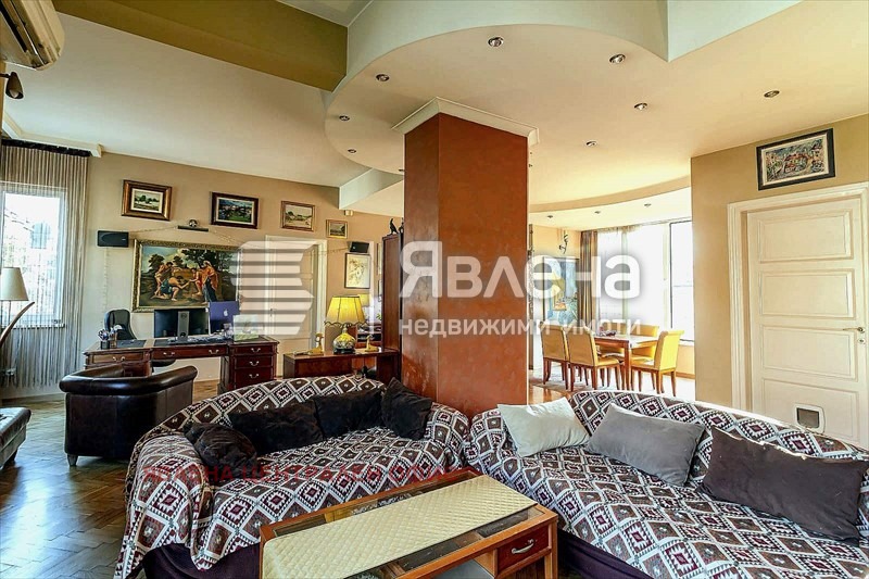 Продава 3-СТАЕН, гр. София, Център, снимка 5 - Апартаменти - 53879866