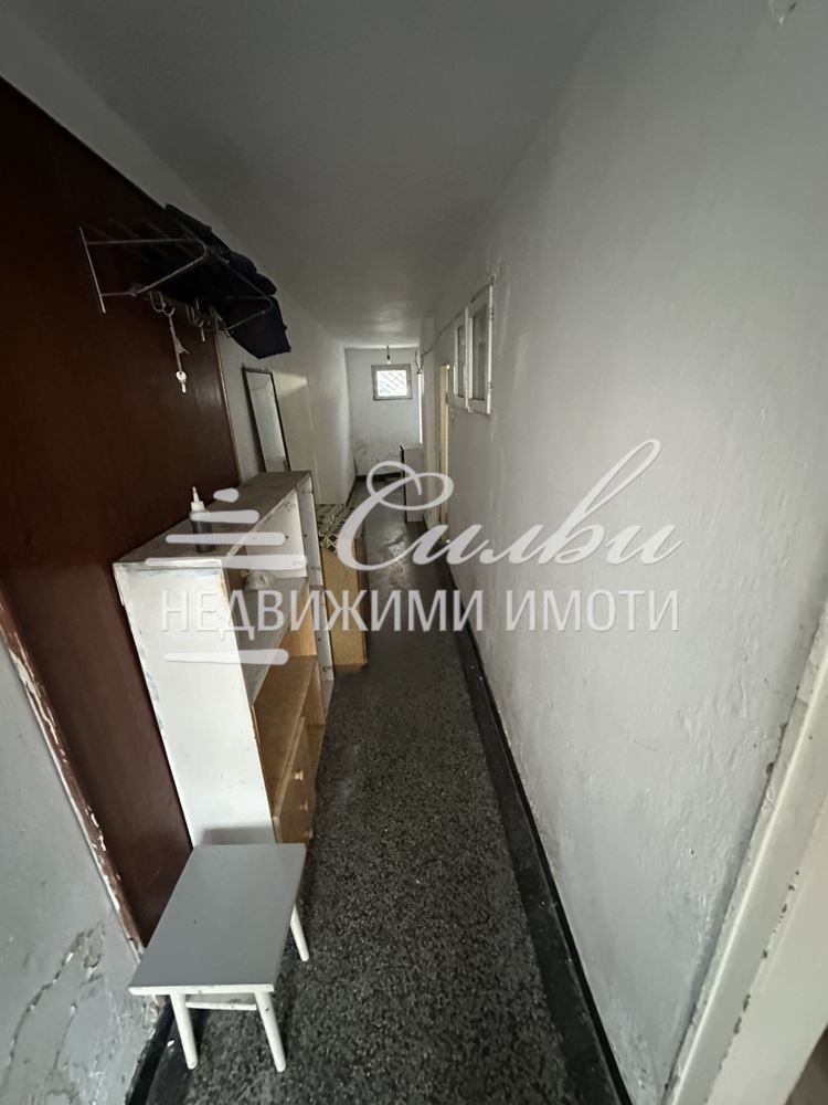 Продава ЕТАЖ ОТ КЪЩА, гр. Шумен, Дивизионна болница, снимка 13 - Етаж от къща - 53149982