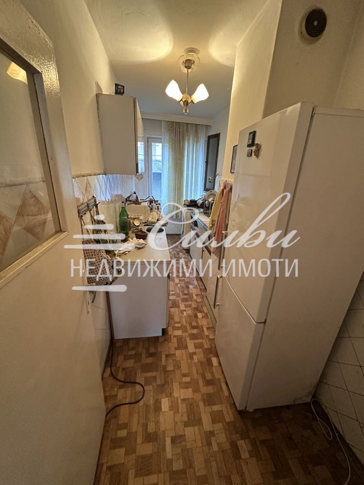 Продава ЕТАЖ ОТ КЪЩА, гр. Шумен, Дивизионна болница