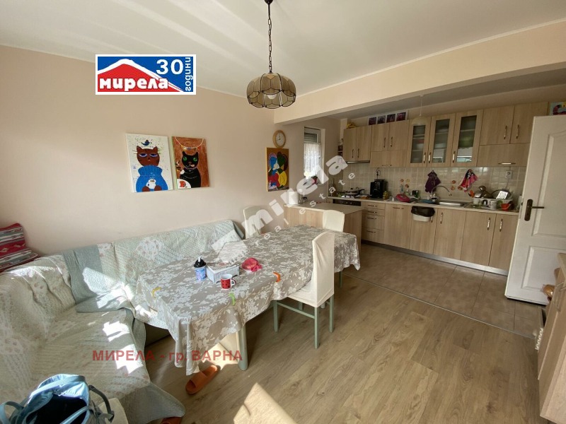 Продава  Къща област Добрич , с. Рогачево , 360 кв.м | 32295757