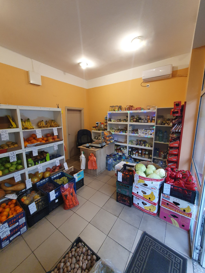 Продава МАГАЗИН в град Стара Загора, Център - 28 кв.м / 60 000 € » 117 349.80 лв., КОРЕКТ ИМОТИ