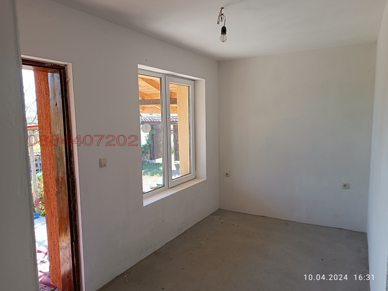 Продава КЪЩА, с. Верен, област Стара Загора, снимка 9 - Къщи - 52784130