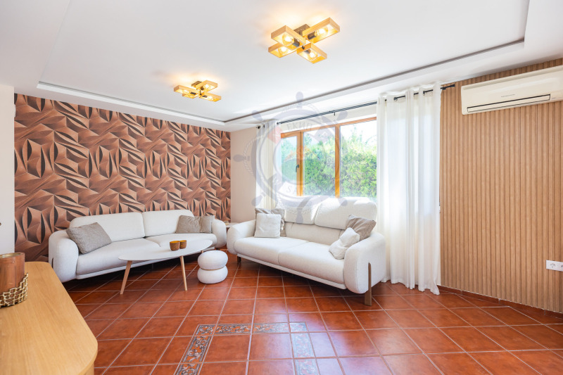 Til salg  Hus Varna , m-t Alen mak , 290 kvm | 92383071 - billede [5]