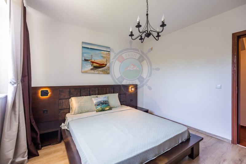 Til salg  Hus Varna , m-t Alen mak , 290 kvm | 92383071 - billede [11]
