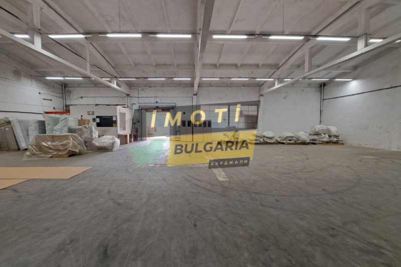 Продава СКЛАД, гр. Русе, Промишлена зона - Запад, снимка 6 - Складове - 53141301
