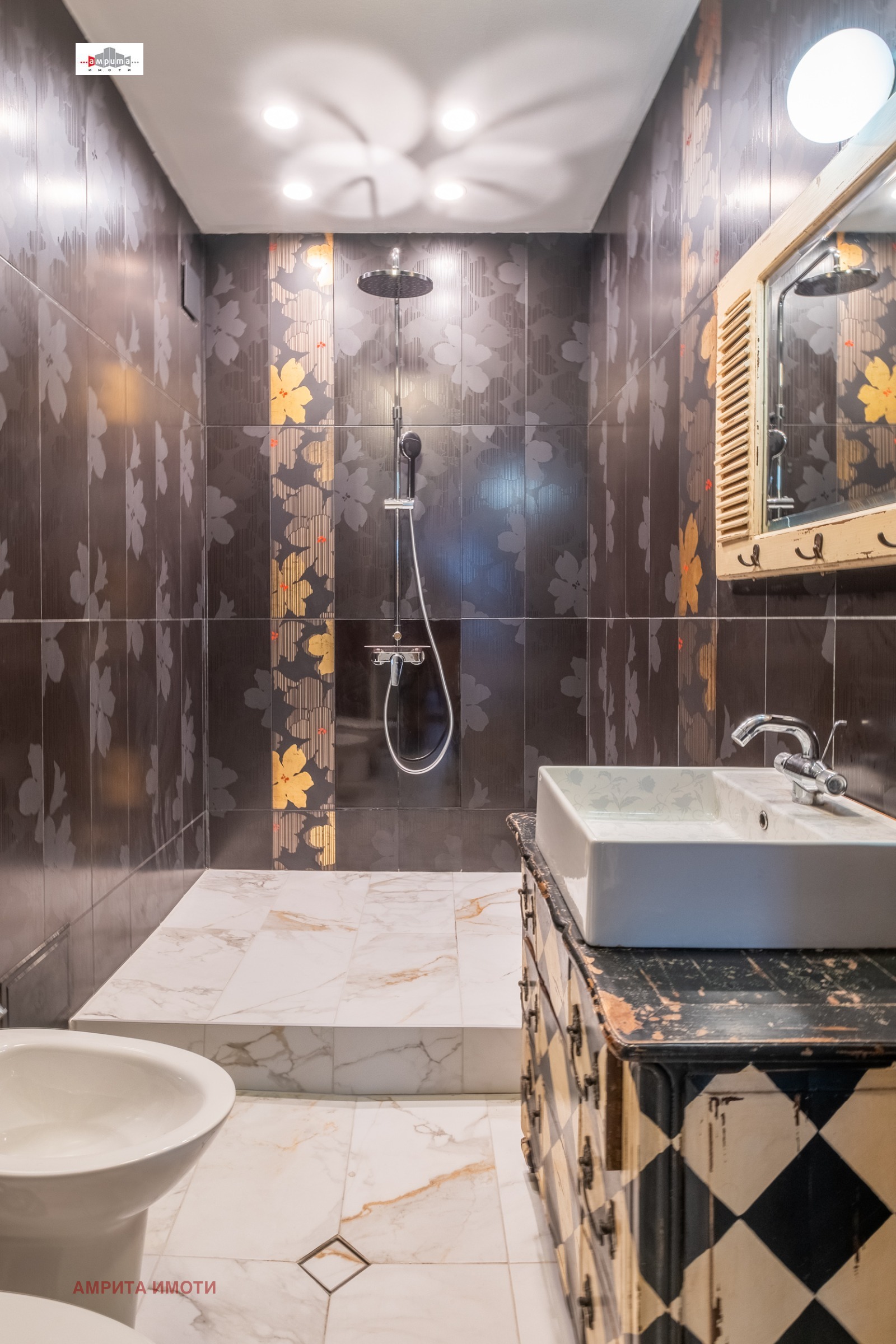 Продава МНОГОСТАЕН, гр. София, Център, снимка 16 - Апартаменти - 54411968