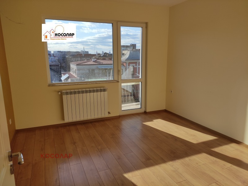 Продава 3-СТАЕН в град Русе, Център - 100 кв.м / 225 000 € » 440 061.75 лв., КОСОЛАР