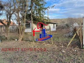 Продажба на имоти в с. Костена река, област Шумен - изображение 1 