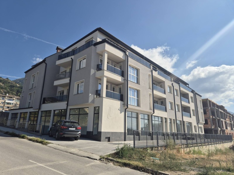 Te koop  2 slaapkamers regio Plovdiv , Karlovo , 86 m² | 43263779