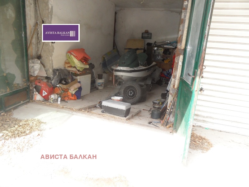 Продава ГАРАЖ, ПАРКОМЯСТО, гр. София, Зона Б-18, снимка 2 - Гаражи и паркоместа - 53414669