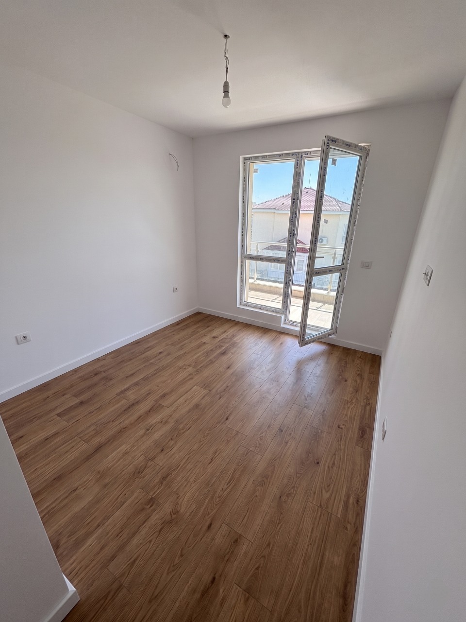 Продава 2-СТАЕН, гр. Варна, Възраждане 3, снимка 2 - Апартаменти - 53010122