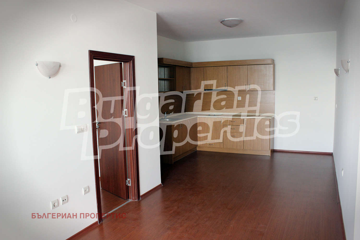 Продава 3-СТАЕН, с. Топола, област Добрич, снимка 2 - Апартаменти - 46751958