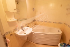 2 quartos Dianabad, Sofia 13