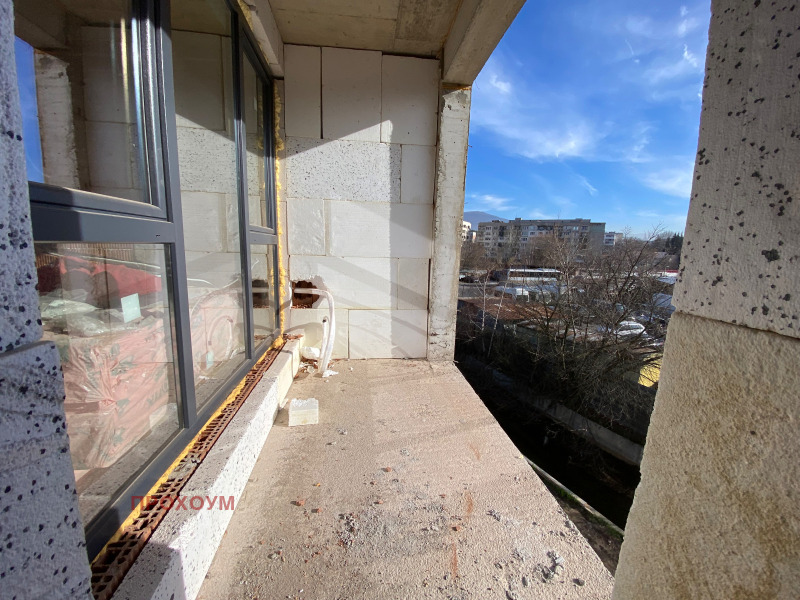 Продава 3-СТАЕН, гр. Перник, Изток, снимка 6 - Апартаменти - 53038962