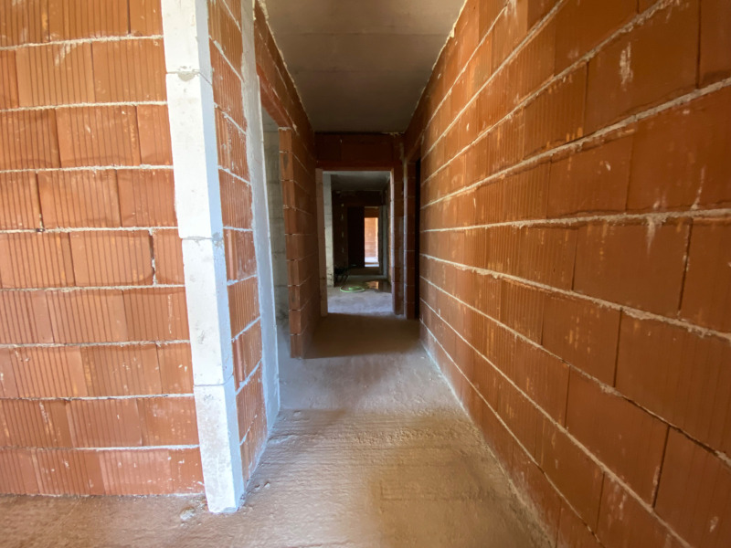 In vendita  2 camere da letto Pernik , Iztok , 82 mq | 45350132 - Immagine [5]