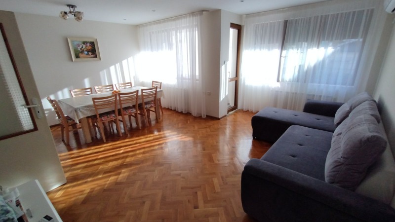 Na prodej  2 ložnice Pazardžik , Idealen centar , 88 m2 | 68124051 - obraz [6]