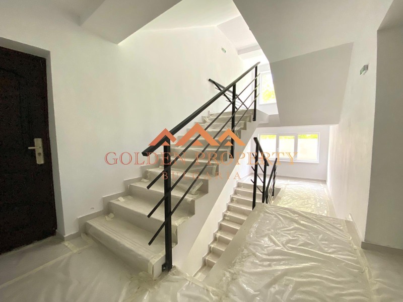 Te koop  2 slaapkamers Pernik , Iztok , 99 m² | 13256309 - afbeelding [2]