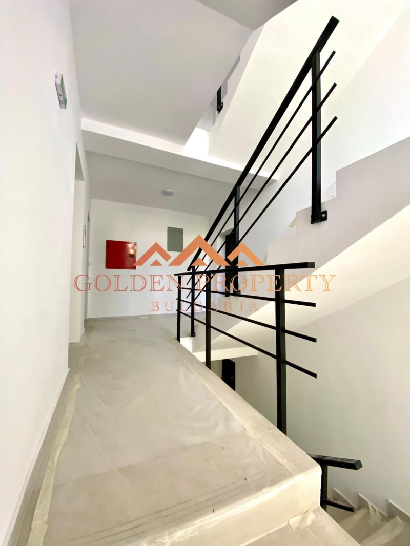 Te koop  2 slaapkamers Pernik , Iztok , 99 m² | 13256309 - afbeelding [8]