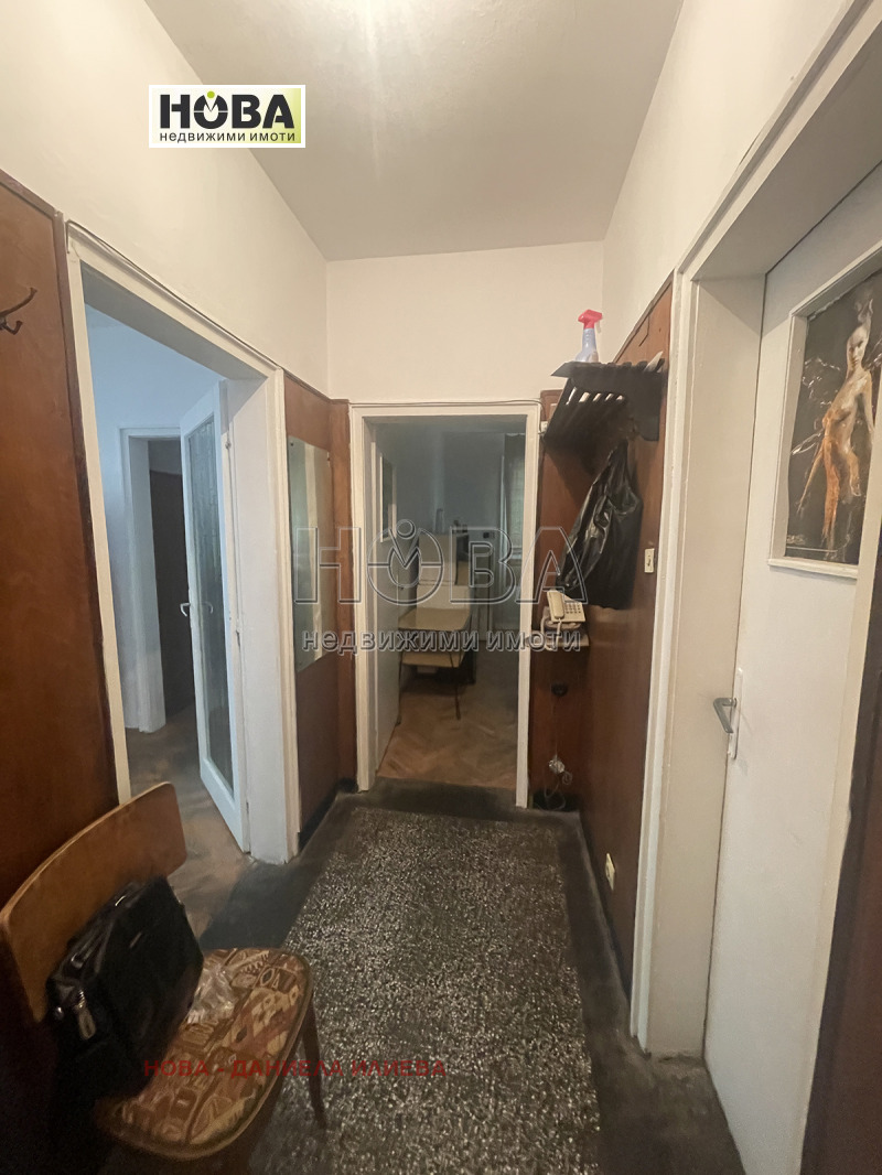 Продава  3-стаен град Русе , Алеи Възраждане , 60 кв.м | 16816100 - изображение [7]