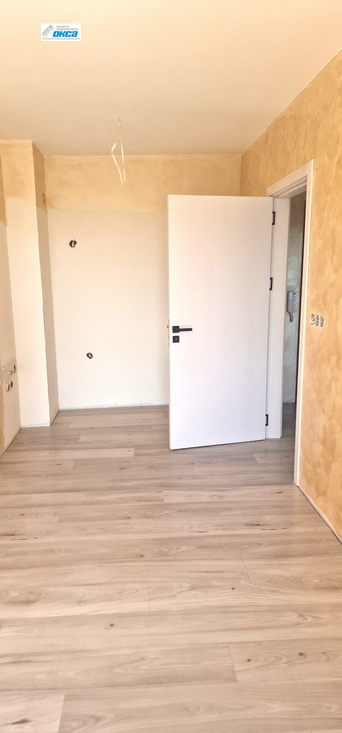 Продава 2-СТАЕН, гр. Плевен, Идеален център, снимка 2 - Апартаменти - 52198845
