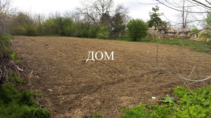 Продава ПАРЦЕЛ в област Шумен, с. Върбяне - 1200 кв.м / 10 230 € » 20 008.14 лв., ДОМ